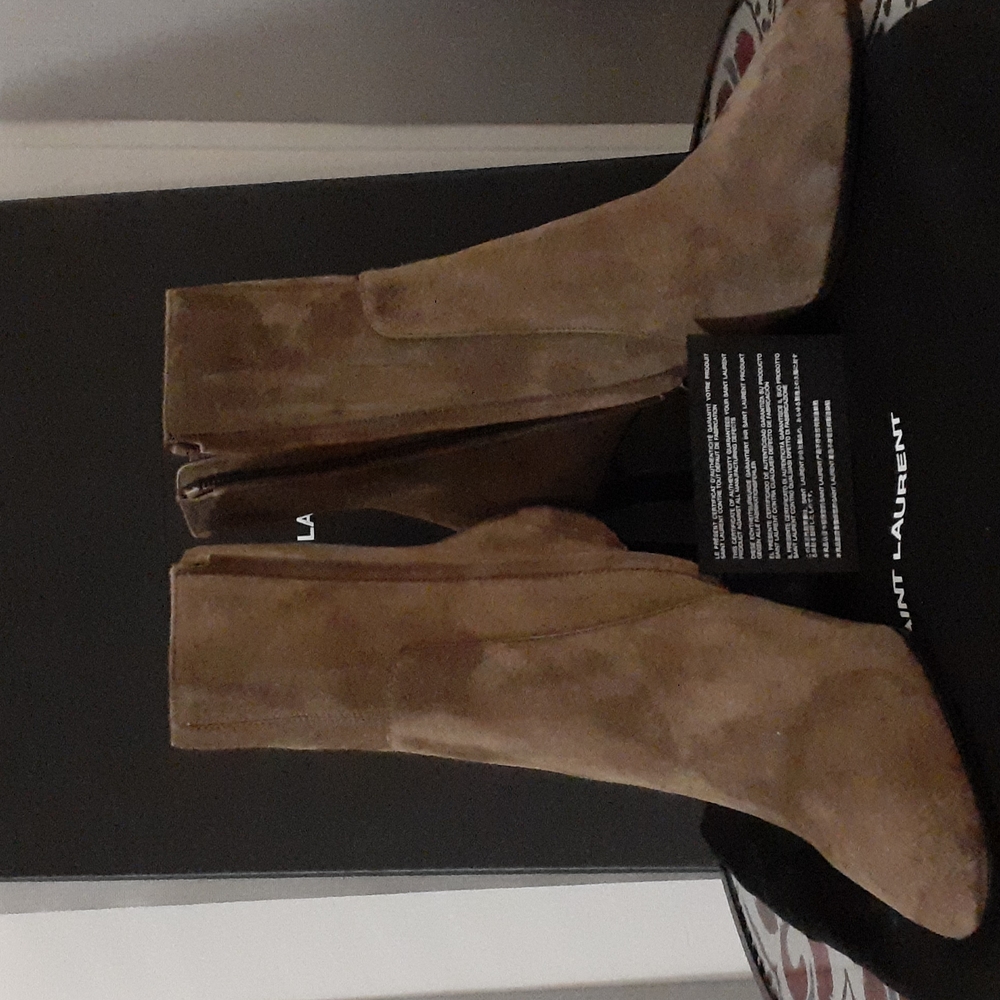 Yves Saint Laurent Jane 90z Bootie